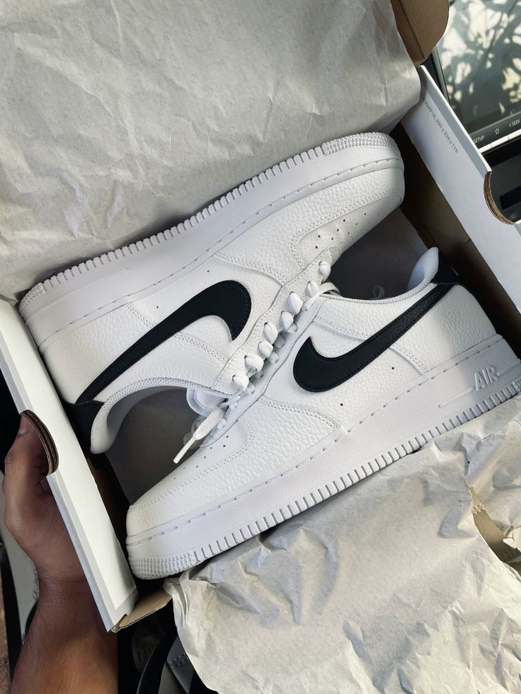 Nike Air Force 1 Low '07  UA