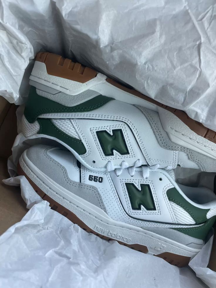 NEW BALANCE 550 GREEN WHITE