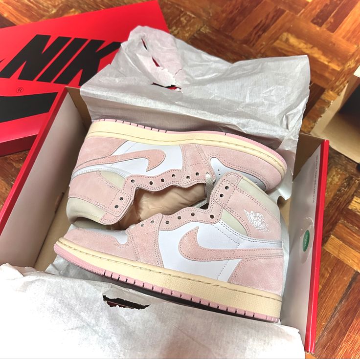 AIR JORDAN 1 PINK UA