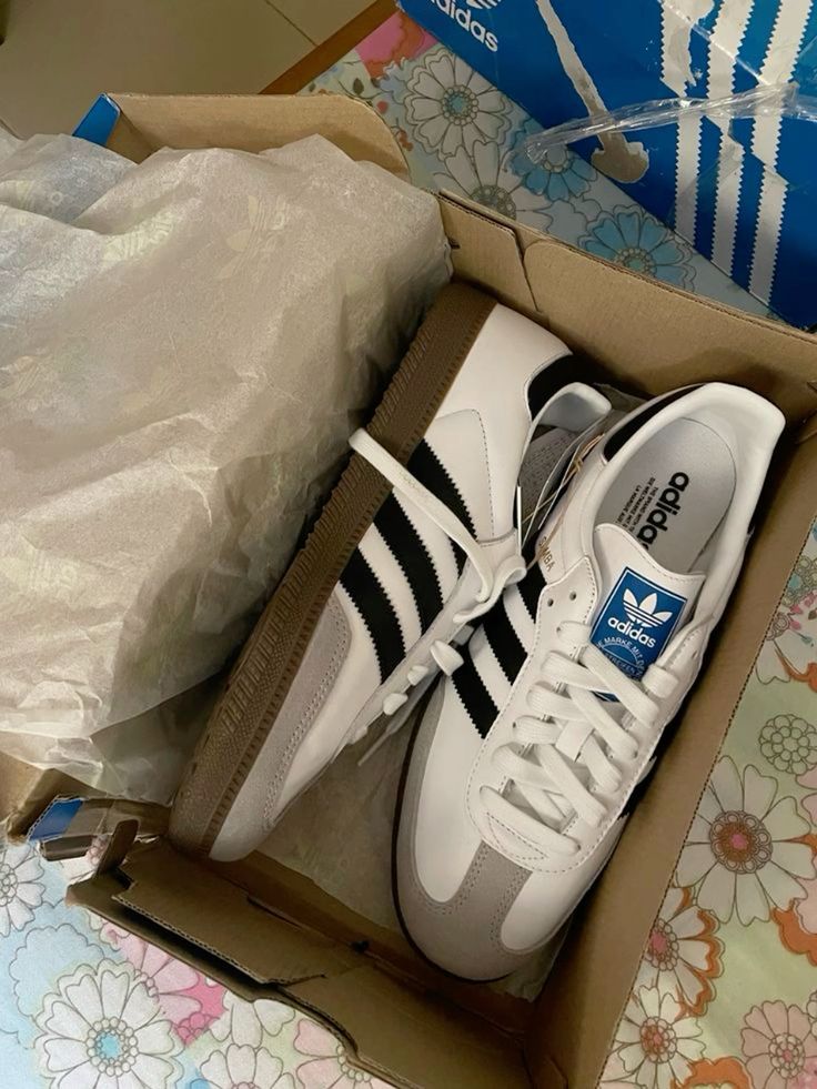 ADIDAS SAMBA WHITE UA