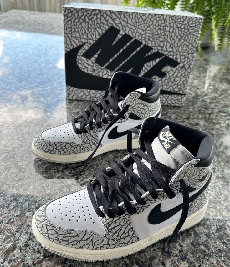 AIR JORDAN 1 HIGH CEMENT UA