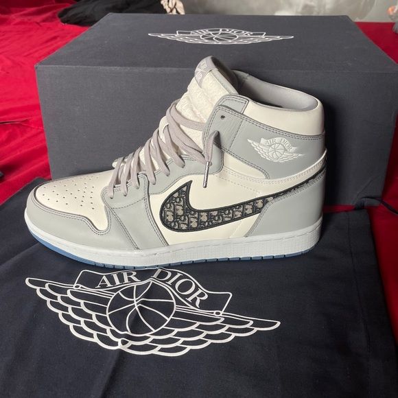 NIKE AIR JORDAN X DIOR UA