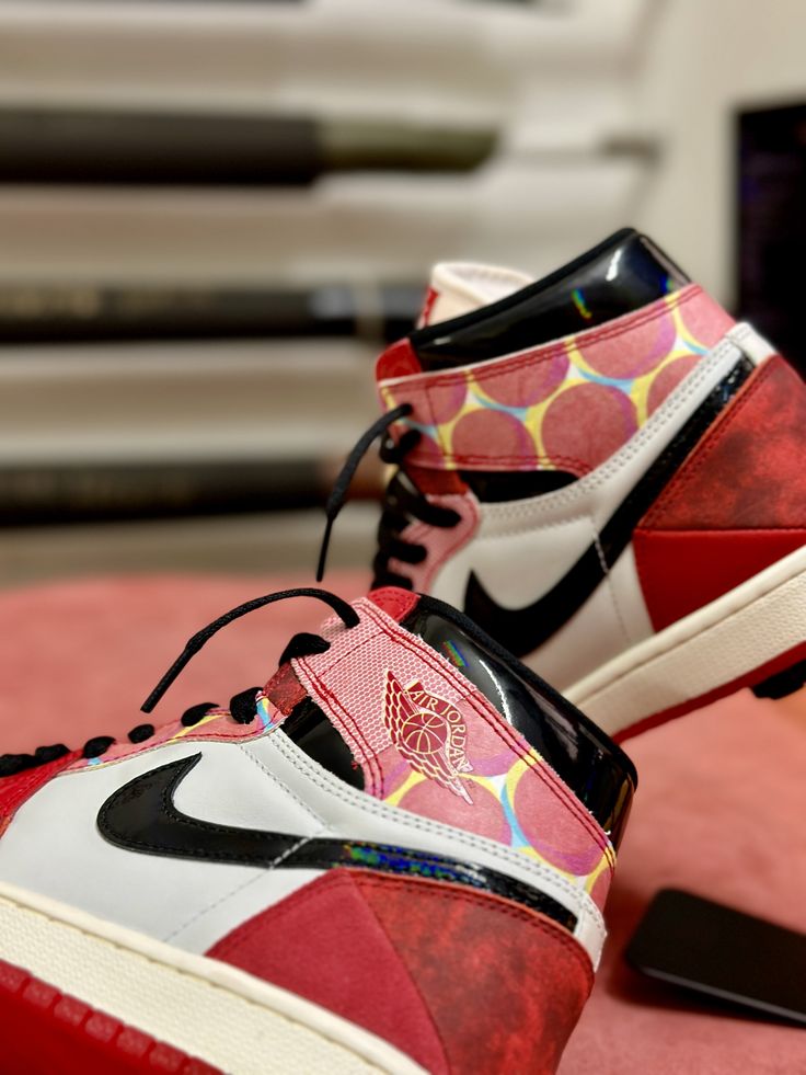 AIR JORDAN 1 SPIDERMAN