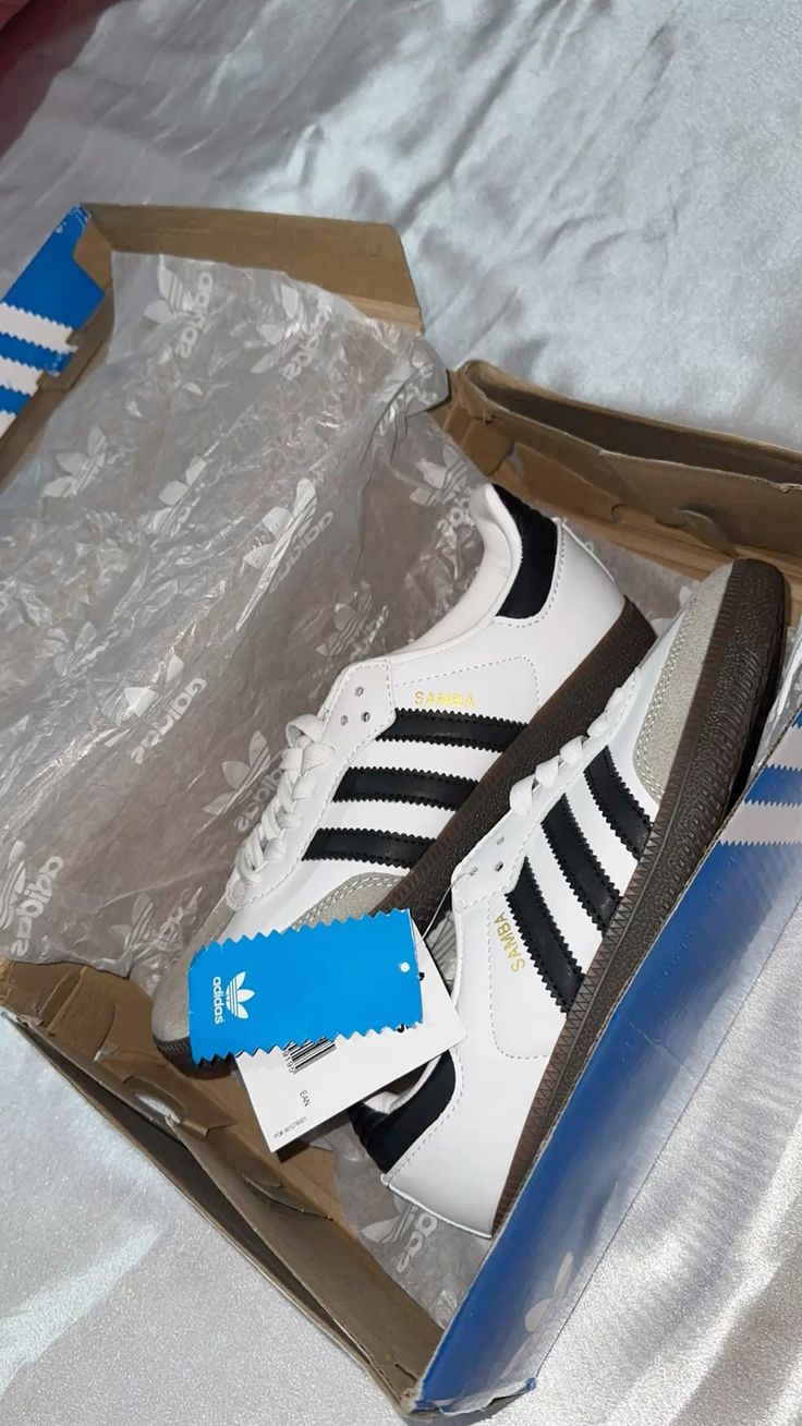 ADIDAS SAMBA WHITE UA